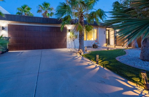 Scottsdale House | Cozy Scottsdale Home! 30+ Day Discount!