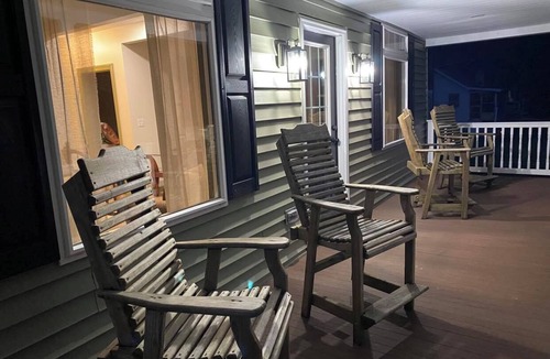 Brockton House | Cozy & Spacious Home, Mountain & River Views, Train Service to Jim Thorpe