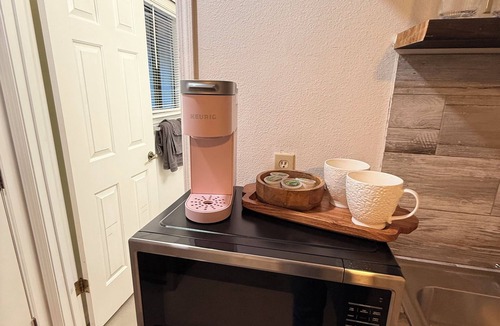 Flagstaff Apartment | Cozy studio in beautiful Flagstaff with cool AC for your stay
