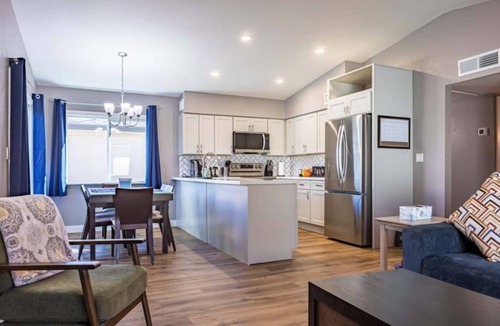 Kyrene-Superstition Condo | Cozy townhouse with community pool, heart of Tempe near ASU