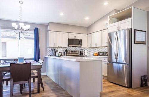 Kyrene-Superstition Condo | Cozy townhouse with community pool, heart of Tempe near ASU