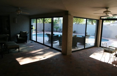 Tempe House | Custom Home in a Quiet Neighborhood for 8 people