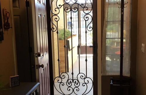 Cortina House | Cute & Cozy In Queen Creek - Pet friendly with pool and spa!