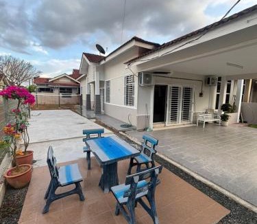 Kampung Pedah House | Damai Ria INAP DESA