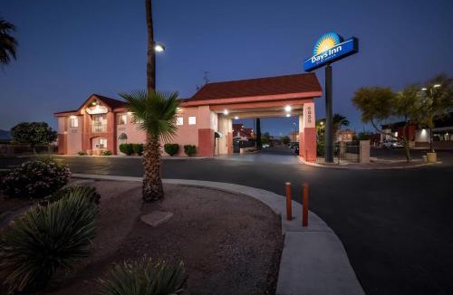 Tucson Hotel | Days Inn by Wyndham Tucson Airport