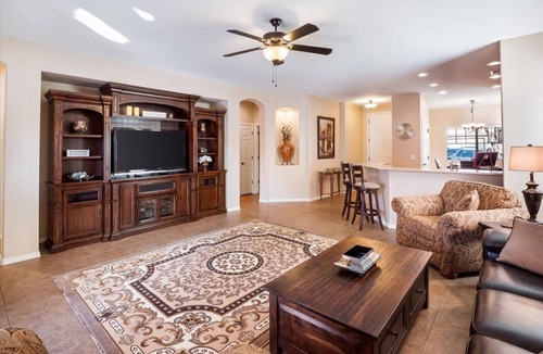 San Tan Valley House | Deep Summer Discount 3B 2Bt POOL close to Airport