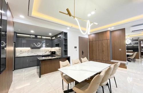 Phu My Hung Apartment | Deluxe Apartment - Midtown The Peak Phu My Hung