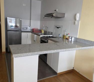 Brena Apartment | Departamento con piscina ubicado en Breña