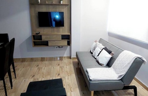 Trujillo Apartment | Departamento en San Isidro, a 8 Minutos del Centro, con Cochera
