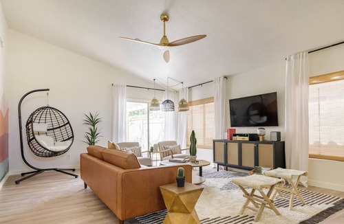 Paradise Valley Village House | Desert Beauty Soulcation PHX: Unwind, Relax, Reset