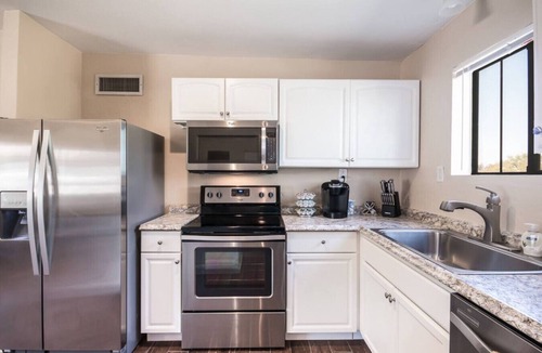 Saguaro Shadows House | Desert Getaway 2 Bedroom Guest House