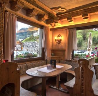 Digonera Hotel | Digonera Historic Hotel B&B