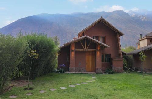 Calca House | Divine 3BR House in Valle Sagrado