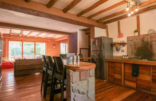 Calca House | Divine 3BR House in Valle Sagrado