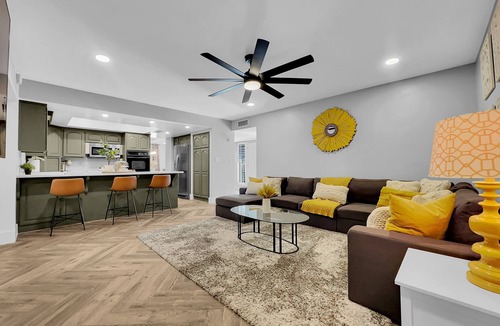 Dobson Ranch House | Dobson Ranch Large Family Home! Game Room!
