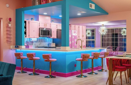 Westgreen Estates House | Dollhouse Daydream Barbie-inspired, Spacious 5-bedroom house with heated pool