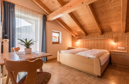 La Villa Apartment | DOLOMITES accommodation. Ideal for YOUR vacation, whether in summer or in the snow.