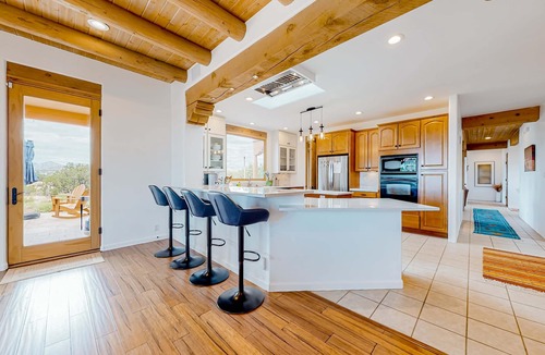 Canoncito House | Dos Vistas - Firepit, Hot Tub, Mountain Views