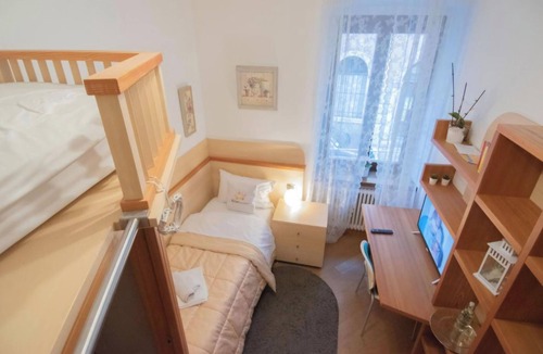 Trento Old Town Bed & Breakfast | Double Room with Single Beds