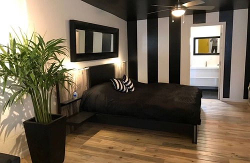 Southside Condo | Downtown Cozy Condo-Walk to best Diners, Breweries, NAU, Historic Flagstaff!
