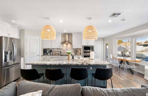 Camelot Village House | Downtown Tempe Retreat | Massive Pool | Sleeps 8