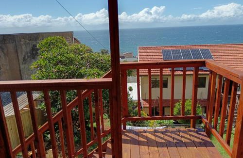 Bluff Apartment | Dream View Cabin