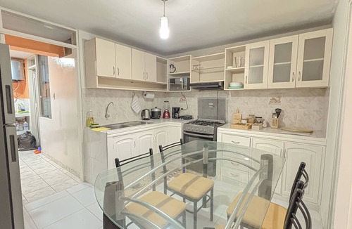 Urbanizacion California Apartment | Duplex of 03 spacious rooms with living room, dining room and kitchen in California.