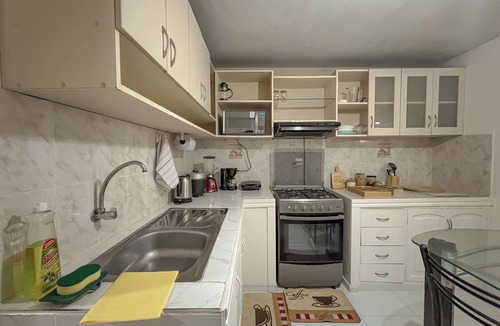 Urbanizacion California Apartment | Duplex of 03 spacious rooms with living room, dining room and kitchen in California.