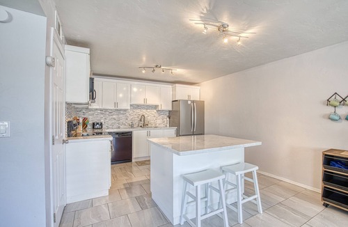 Tucson House | East Tucson - Large family home with pool and spa!
