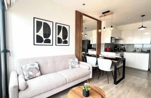 Magdalena del Mar Apartment | Elegant, fully furnished apartment with an ocean view.