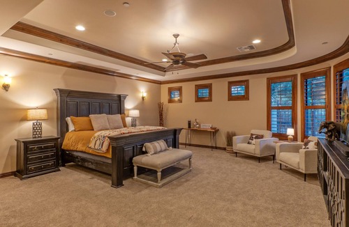Las Sendas House | ELEGANT: TVs All BRs, Htd POOL, Hot Tub, Fire Pit, Theater w/Projector