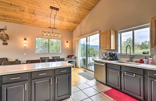 Payson Cottage | 'elkwood Lodge' Cabin w/Hot Tub in Star Valley!