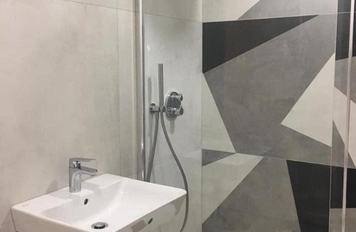 Trento Apartment | Elle Apartaments Muradei 33