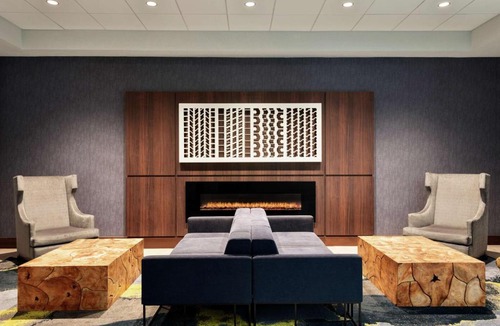 Mile Square Hotel | Embassy Suites by Hilton Indianapolis Downtown