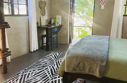 Sodwana Bay Cabin | Emoyeni Eco Lodge