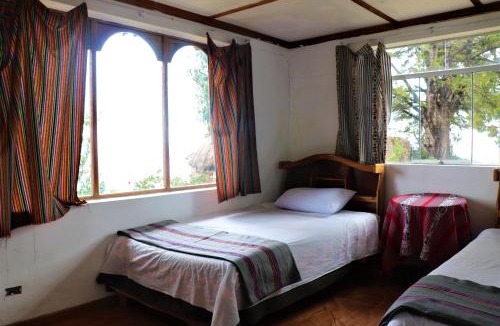 Huillanopampa Bed & Breakfast | ENCHANTED LODGE Taquile Island
