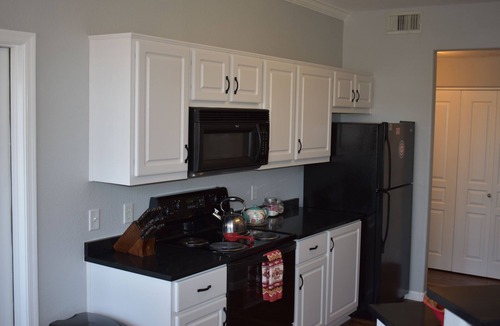 Gilbert Condo | ENJOY THE SUN IN A RESORT STYLE COMMUNITY