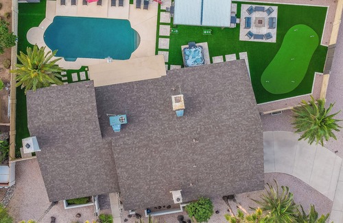 Avant House | Entertainment Galore! Heated Pool, Hot Tub, Game Room, Putting Green, and More!