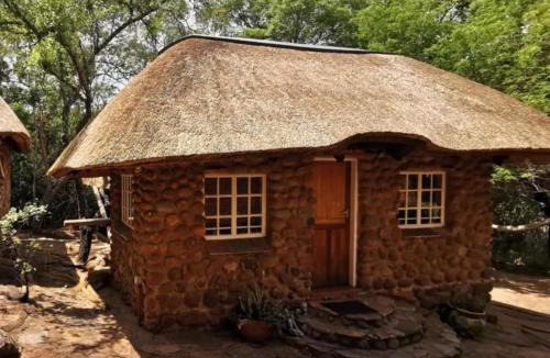 Emakhazeni Apartment | Escarp Adventures
