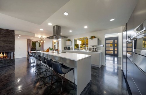 Tucson House | Estate/Home & Guesthouse/2 Pools/7 BR & 5 BA