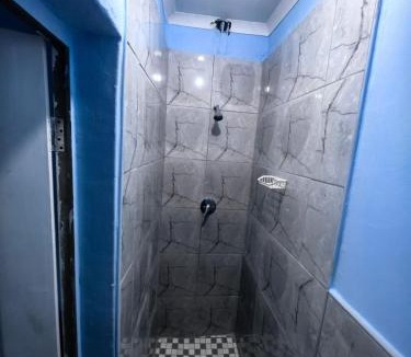 Scottsville House | Evergreen guest house