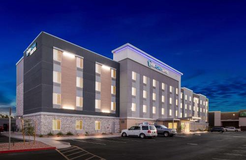 Glendale Hotel | Everhome Suites Glendale Sports Entertainment District by Choice Hotels