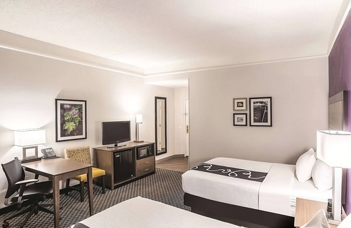 Woodlands Village Hotel | Excellent Choice! Swimming Pool, Outdoor Hot Tub, near Arizona Snowbowl