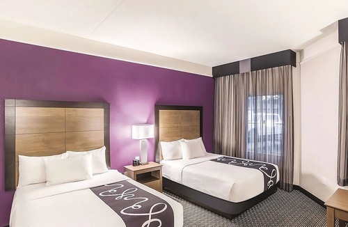 Woodlands Village Hotel | Excellent Choice! Swimming Pool, Outdoor Hot Tub, near Arizona Snowbowl