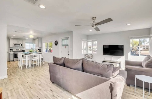Coronado House | Exclusive Coronado retreat: Fire pit & BBQ