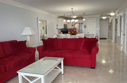 Crystal Beach Condo | Exclusive Crystal Dunes Gulf-Front Condominium