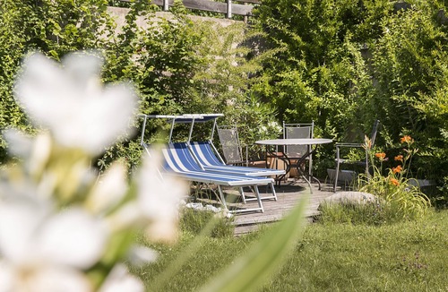 Kurtatsch an der Weinstraße Apartment | Exclusive living in the midst of vineyards and apple fields