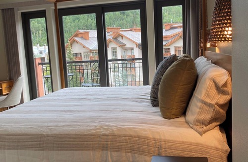 Salt Lake Mountain Resorts Condo | Exclusive Ski in - Ski Out Penthouse.