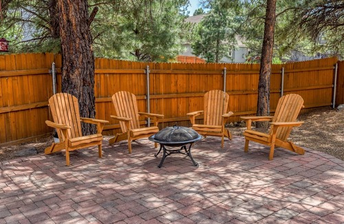Ponderosa Trails House | Exquisite Mountain Sanctuary, Superb Location, Abundant Amenities, Pool Table!