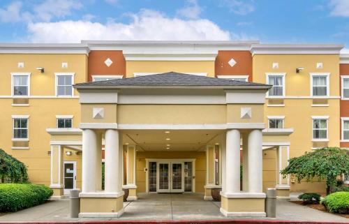 Silver Lake Hotel | Extended Stay America Suites - Seattle - Everett - Silverlake